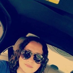 Meet your Posher, Sandra